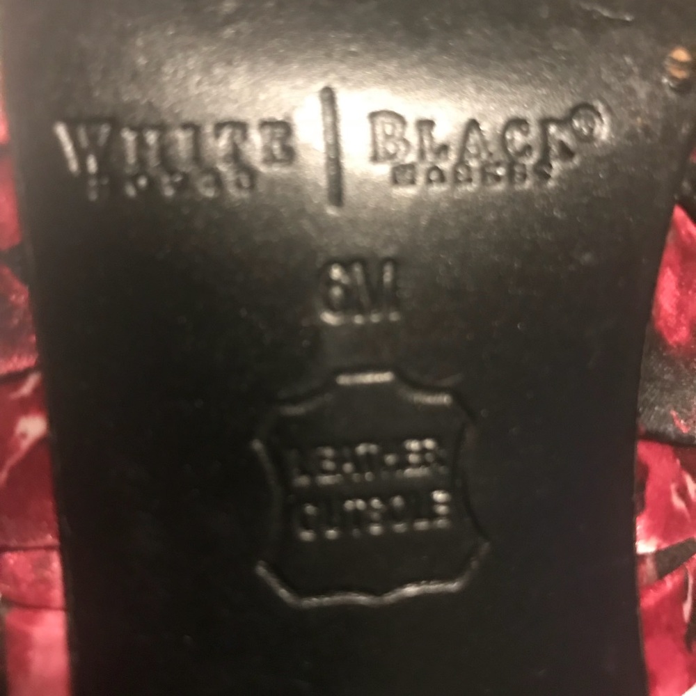$ White House Black Market print heels 5X$25 - Picture 3 of 5